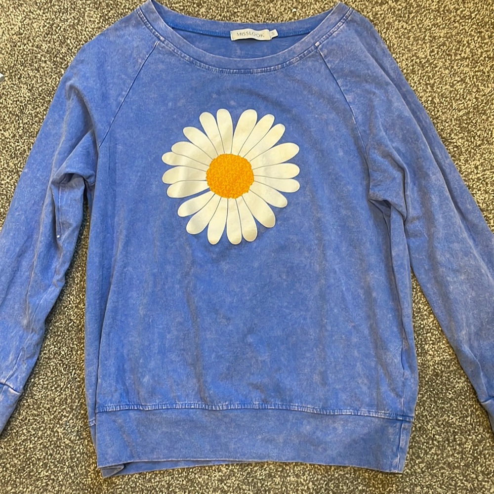 Blue sunflower sweatshirt
